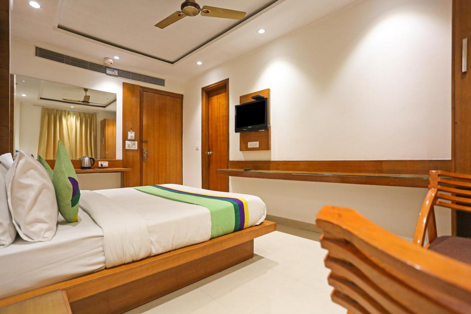 Hotel Silky Palace Near Igi Airportt New Delhi Exterior foto