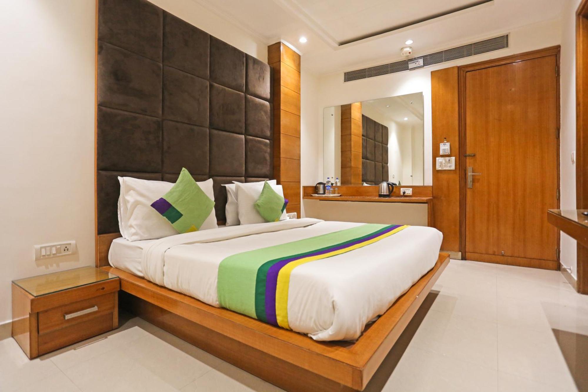 Hotel Silky Palace Near Igi Airportt New Delhi Exterior foto