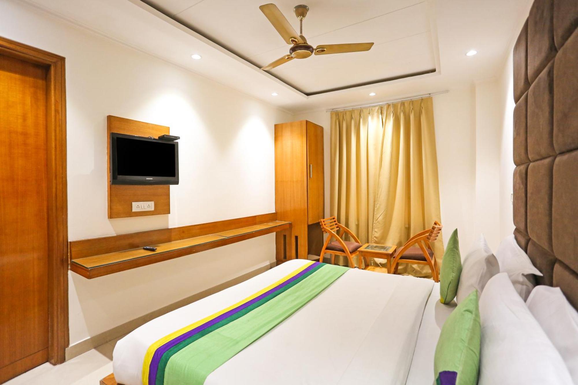 Hotel Silky Palace Near Igi Airportt New Delhi Exterior foto