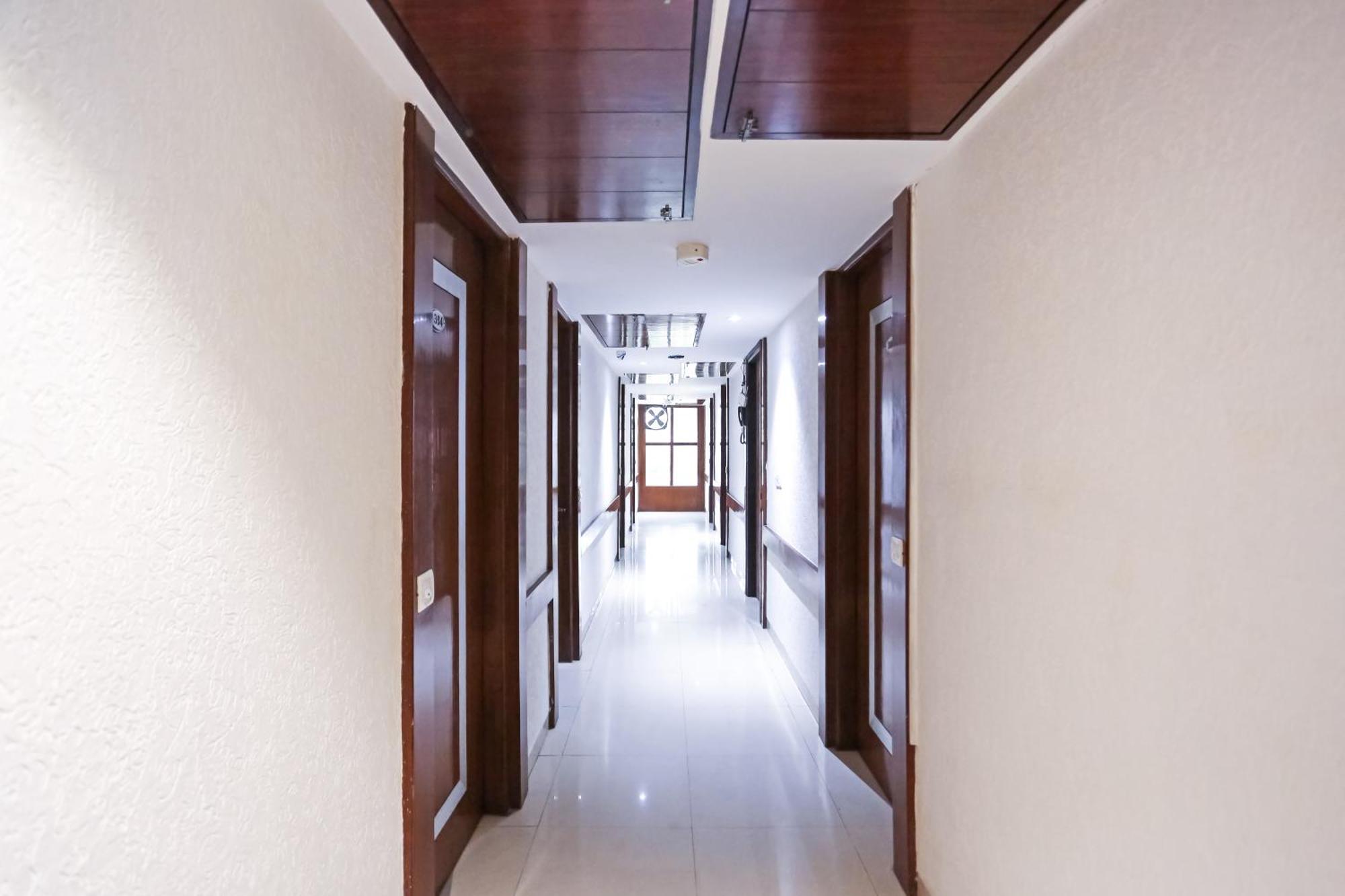 Hotel Silky Palace Near Igi Airportt New Delhi Exterior foto
