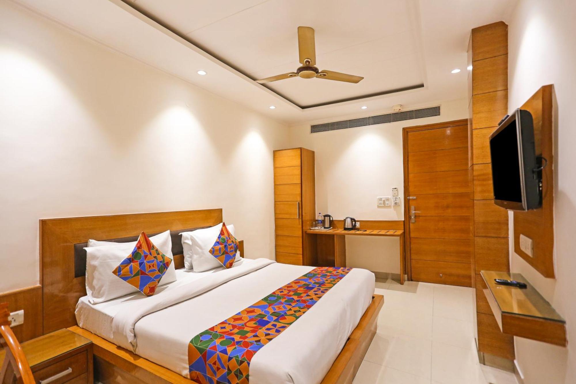 Hotel Silky Palace Near Igi Airportt New Delhi Exterior foto