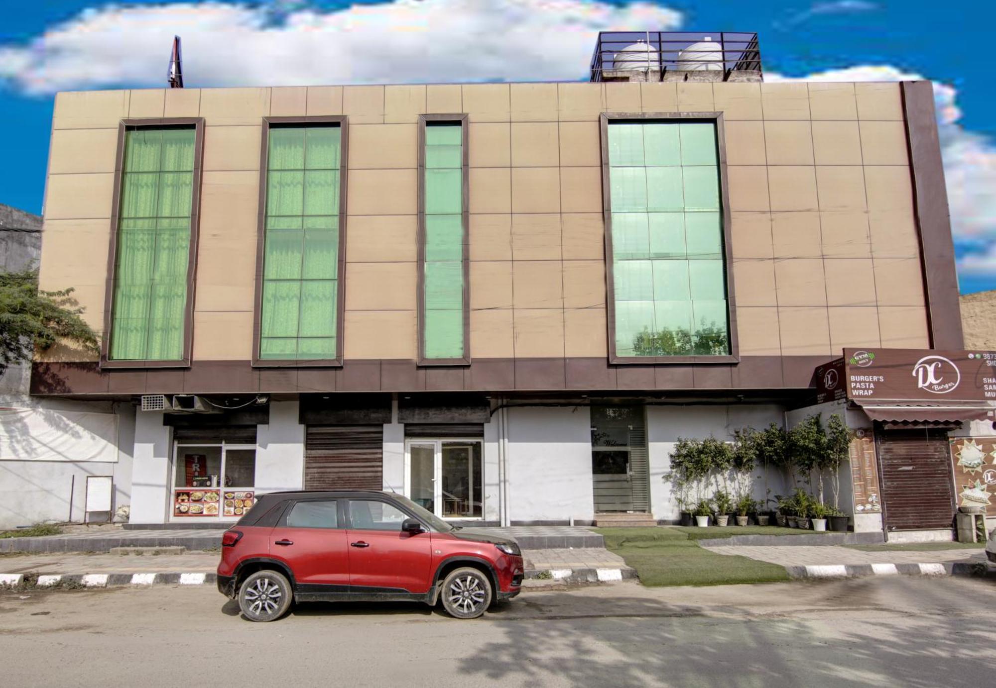 Hotel Silky Palace Near Igi Airportt New Delhi Exterior foto